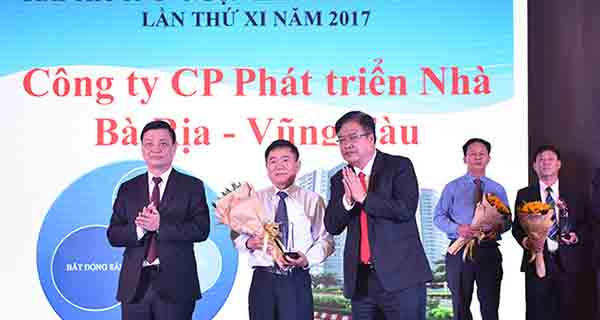 HODECO vinh dự nhận giải thưởng “Ngọn Hải Đăng” năm 2017