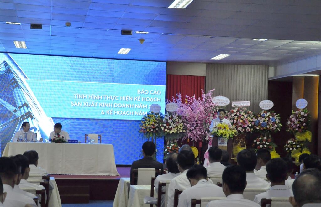 HODECO ORGANIZED A CONFERENCE TO SUMMARIZE THE PRODUCTION AND BUSINESS ACTIVITIES IN 2022, IMPLEMENTATION OF PLAN IN 2023 AND EMPLOYEES CONFERENCE IN 2023