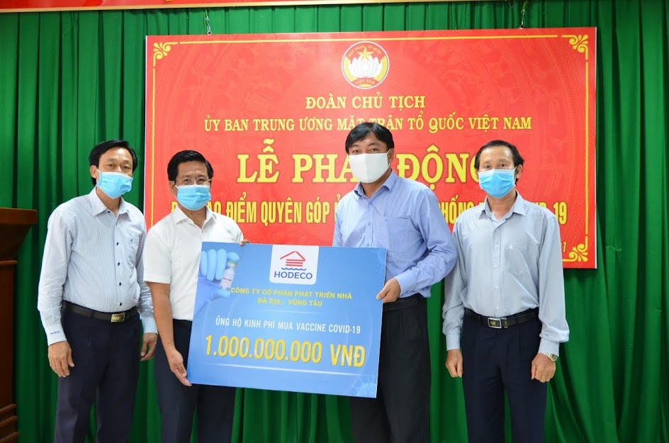 Hodeco ủng hộ 1 tỷ đồng mua vaccine Covid-19